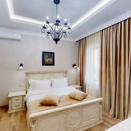 Aspar Boutique Hotel Yerevan Bagian luar foto