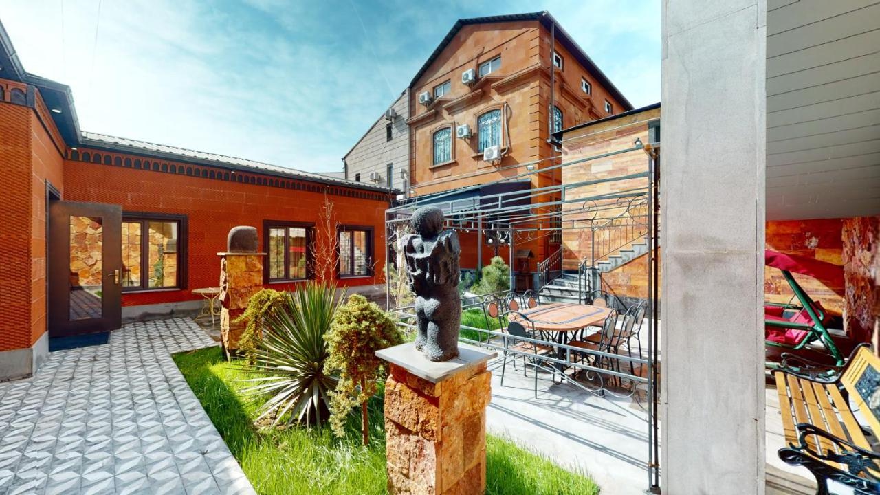 Aspar Boutique Hotel Yerevan Bagian luar foto