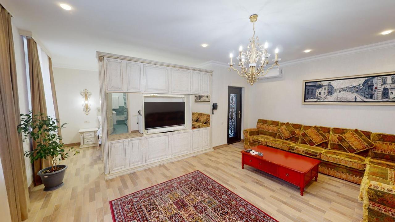 Aspar Boutique Hotel Yerevan Bagian luar foto